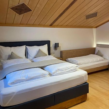 Landhaus Brugger Apartment Saalfelden ภายนอก รูปภาพ
